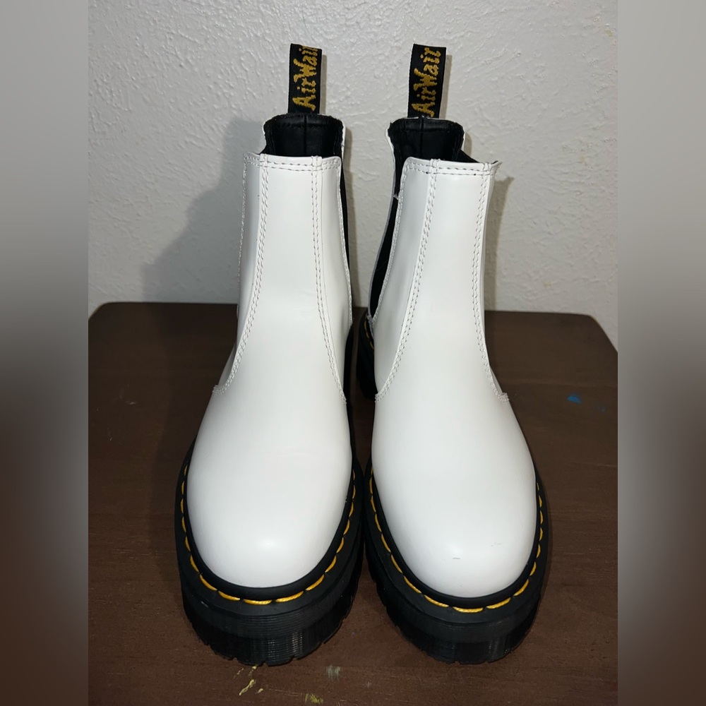 Doc Marten Chelsea Boot White 2976 Quad